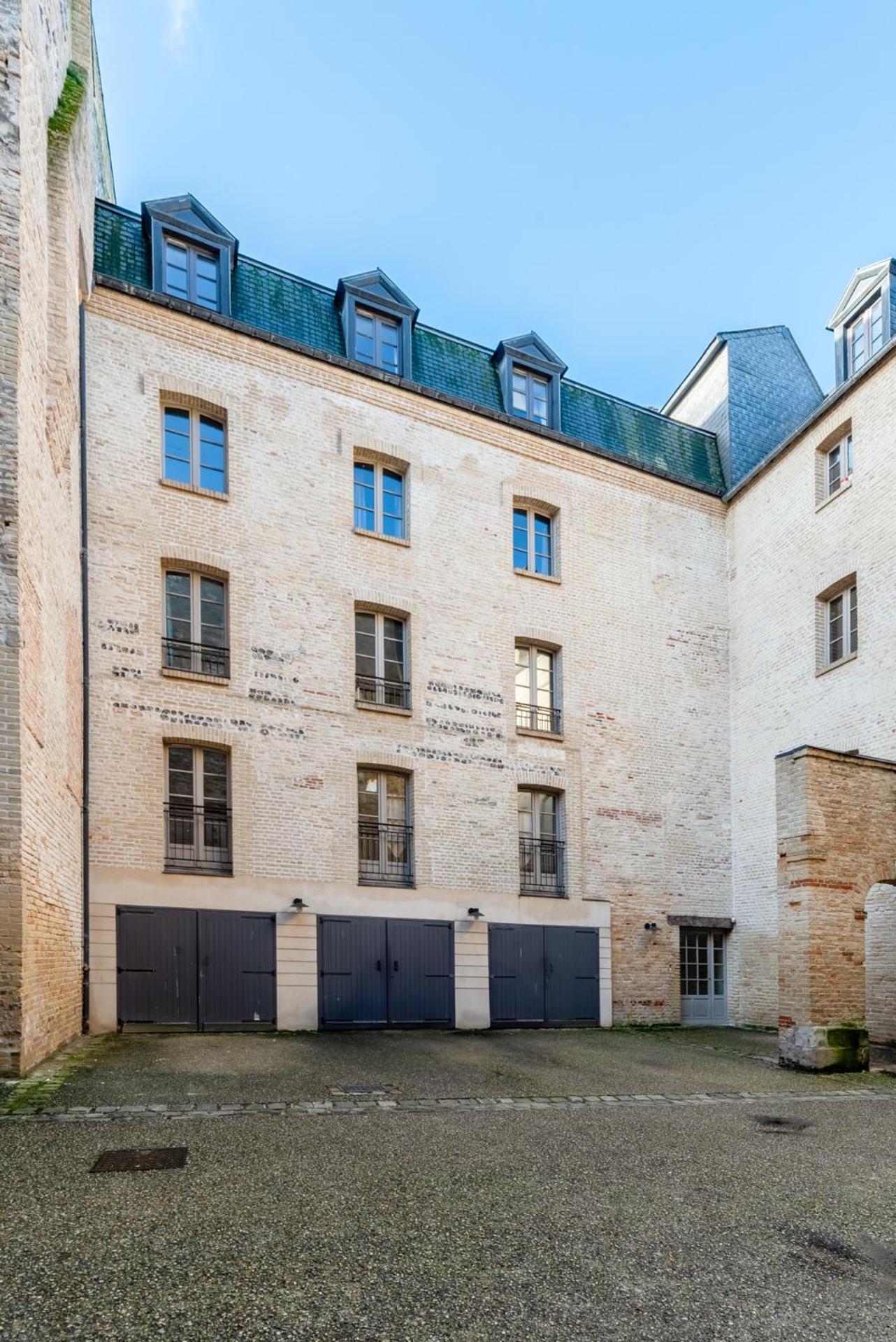 "Hinkley" Centre Ville Place De Parking Prive Dieppe Buitenkant foto
